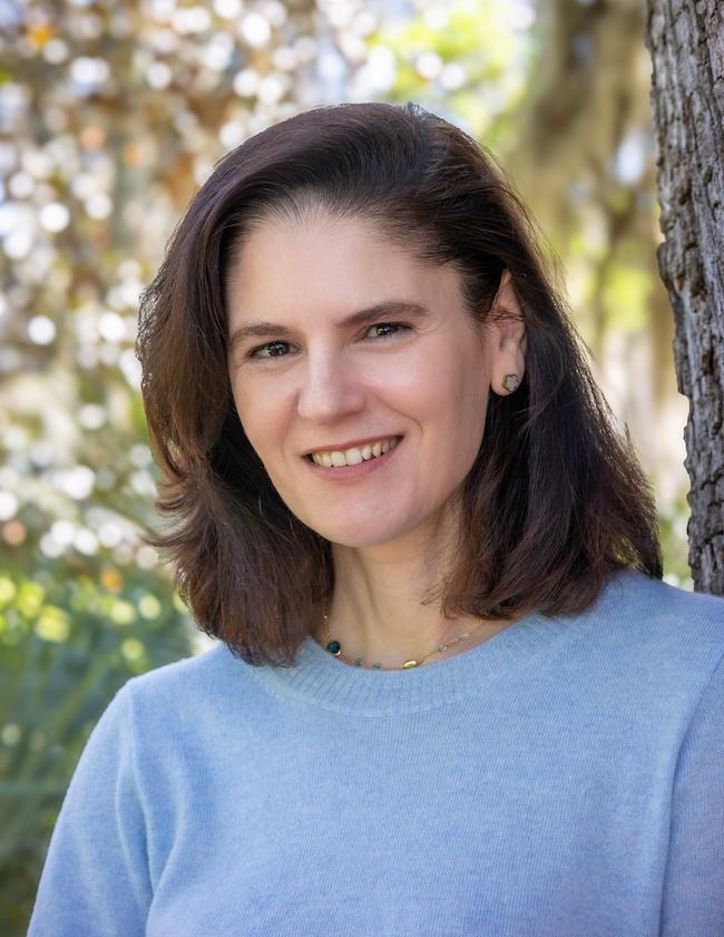 headshot of Rachel Gordon