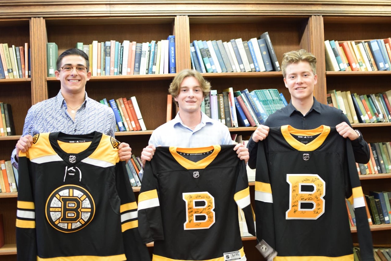 Face-Off: NHL, NFTs, and Lots of Ice Time in 2021 Case Competition  Face-Off: NHL, NFTs, and Lots of Ice Time in 2021 Case Competition