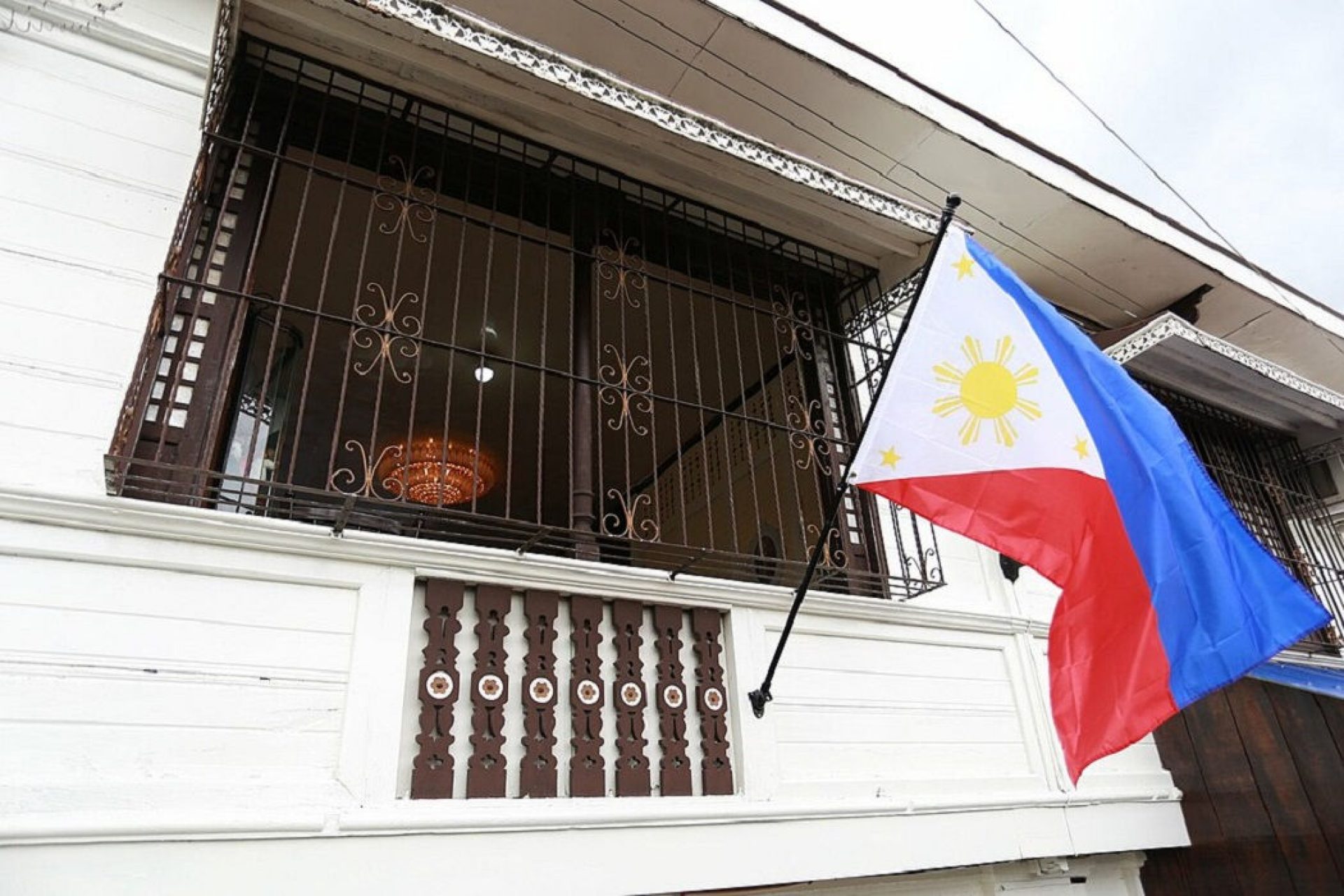 Delegation from the Philippines visit BC