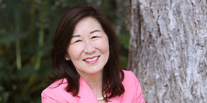 Rosa Kwon Easton ’94