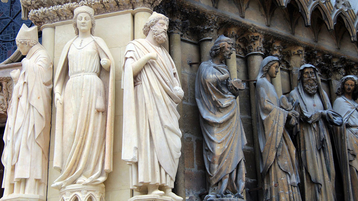 Statues on the Reims Cathedral